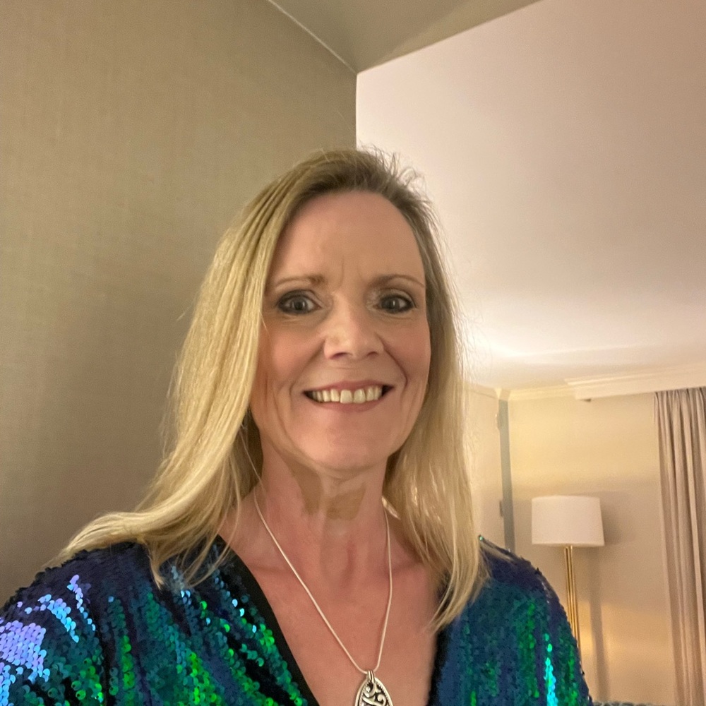Meet your Posher, Lori